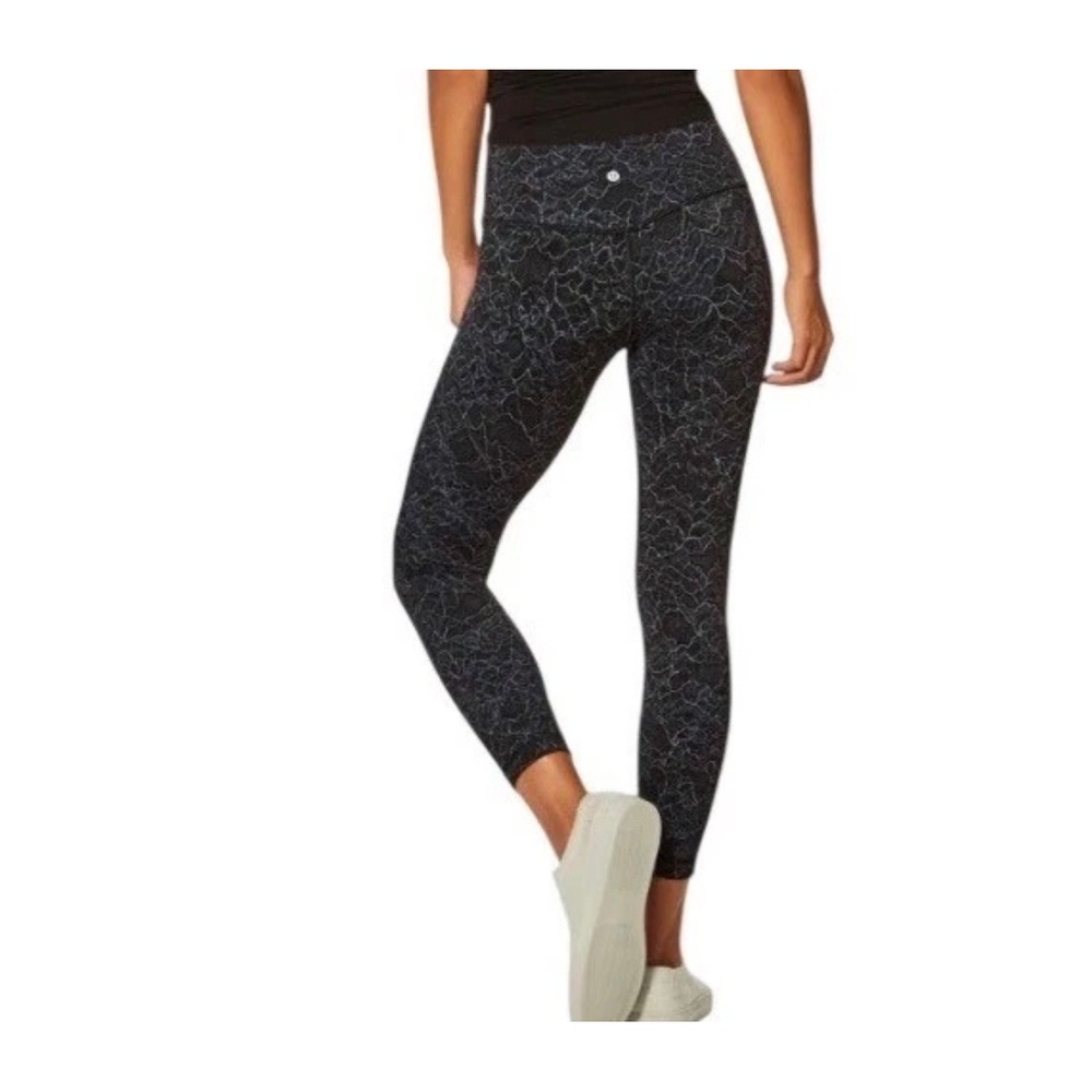Lululemon Wunder Under Crop High Rise Leggings Black Fractal Geometric Size 4